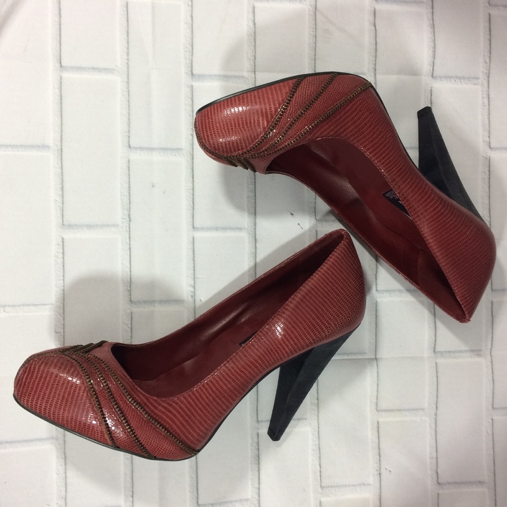 Steve Madden Stacy heel pumps Purple Reptile 8.5 M